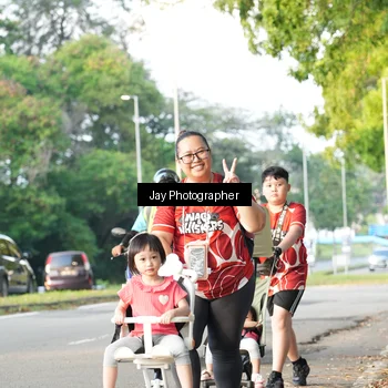 Runner Photo 8020200
