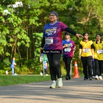 Runner Photo 8020203