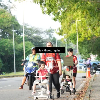 Runner Photo 8020204