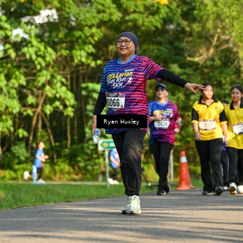 Runner Photo 8020211