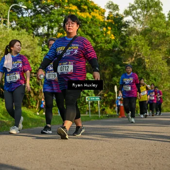 Runner Photo 8020212