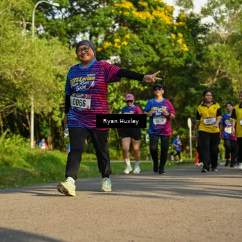 Runner Photo 8020217