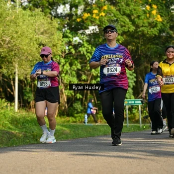 Runner Photo 8020220
