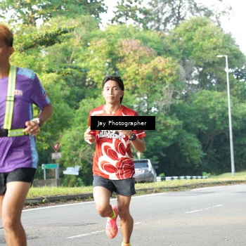 Runner Photo 8020235