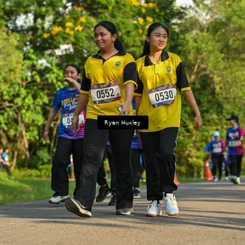 Runner Photo 8020241