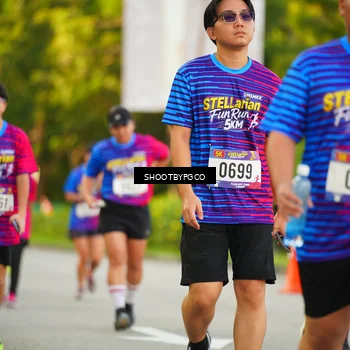 Runner Photo 8020243
