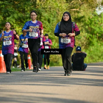 Runner Photo 8020290