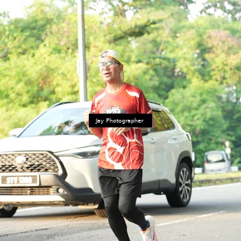 Runner Photo 8020303