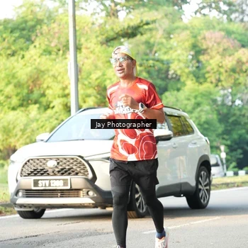 Runner Photo 8020308