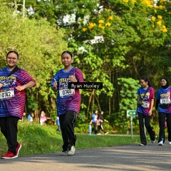 Runner Photo 8020309
