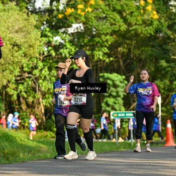 Runner Photo 8020337