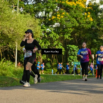 Runner Photo 8020351