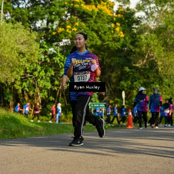 Runner Photo 8020354