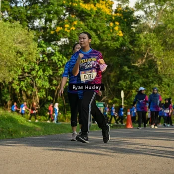 Runner Photo 8020357