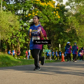 Runner Photo 8020358