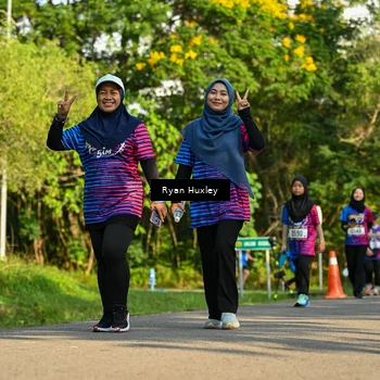 Runner Photo 8020363