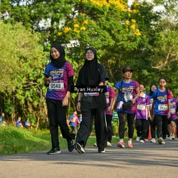 Runner Photo 8020398