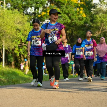 Runner Photo 8020411