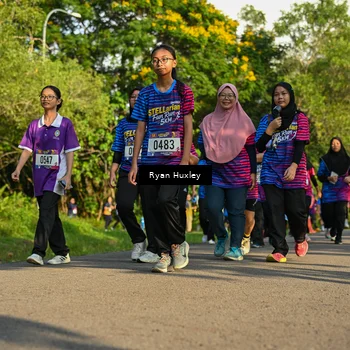Runner Photo 8020417
