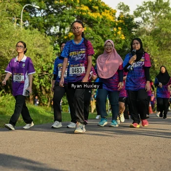 Runner Photo 8020420