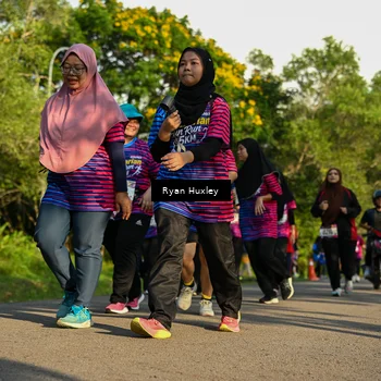 Runner Photo 8020421