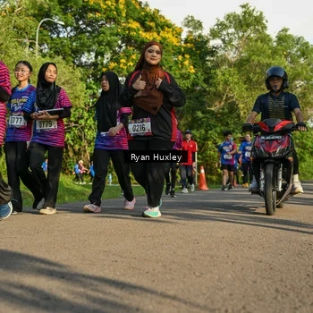 Runner Photo 8020430