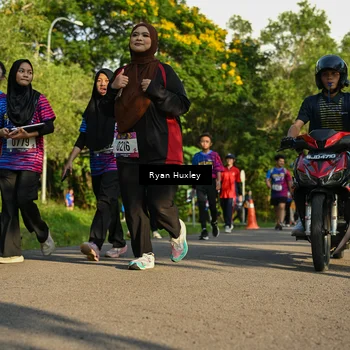 Runner Photo 8020434