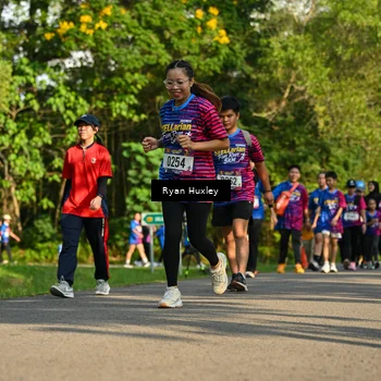 Runner Photo 8020442