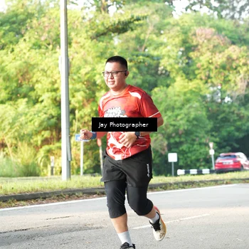 Runner Photo 8020504