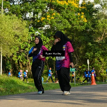 Runner Photo 8020539