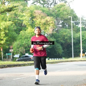 Runner Photo 8020543