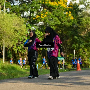 Runner Photo 8020557