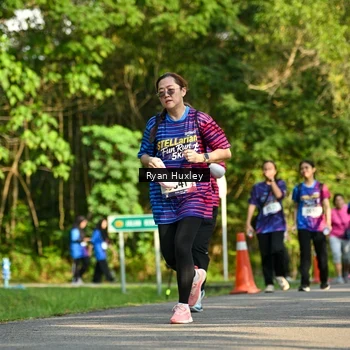 Runner Photo 8020560