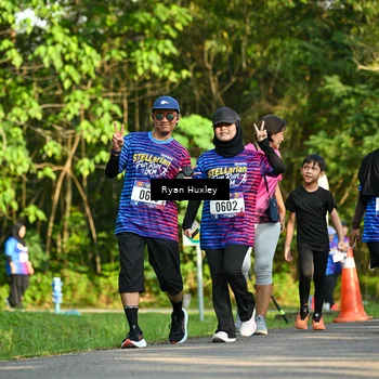 Runner Photo 8020600