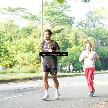 Runner Photo 8020605
