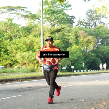 Runner Photo 8020636
