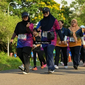 Runner Photo 8020641