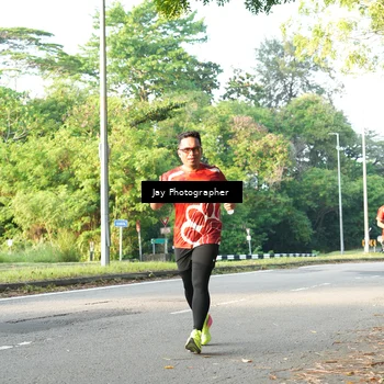 Runner Photo 8020656