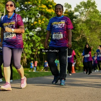 Runner Photo 8020662