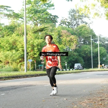 Runner Photo 8020663