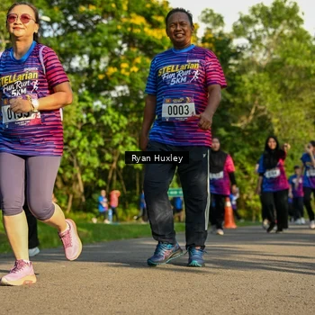 Runner Photo 8020666