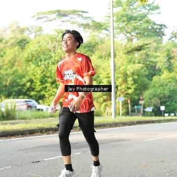 Runner Photo 8020703