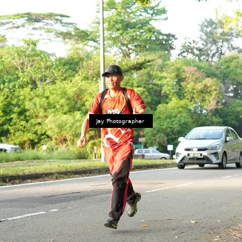 Runner Photo 8020712