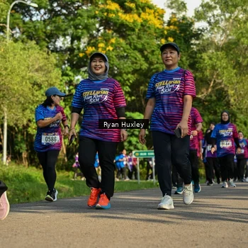 Runner Photo 8020722
