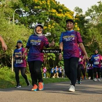 Runner Photo 8020732