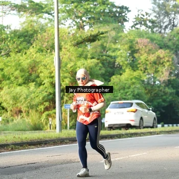 Runner Photo 8020733