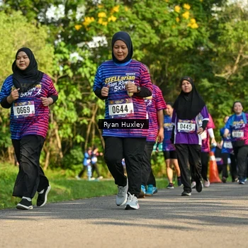 Runner Photo 8020737