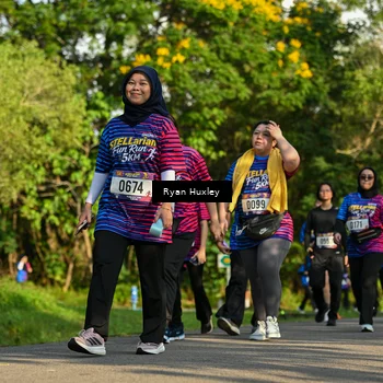 Runner Photo 8020751