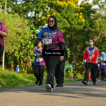 Runner Photo 8020763