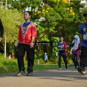 Runner Photo 8020786